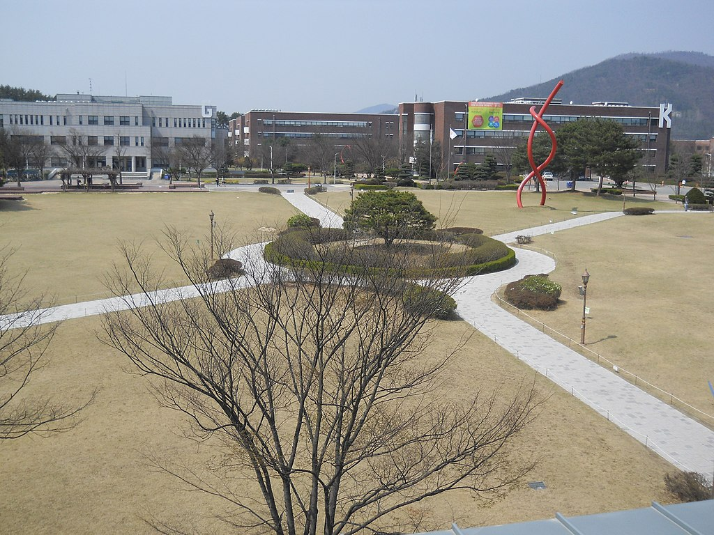 출처: [https://ko.wikipedia.org/wiki/한국기술교육대학교](https://ko.wikipedia.org/wiki/%ED%95%9C%EA%B5%AD%EA%B8%B0%EC%88%A0%EA%B5%90%EC%9C%A1%EB%8C%80%ED%95%99%EA%B5%90)